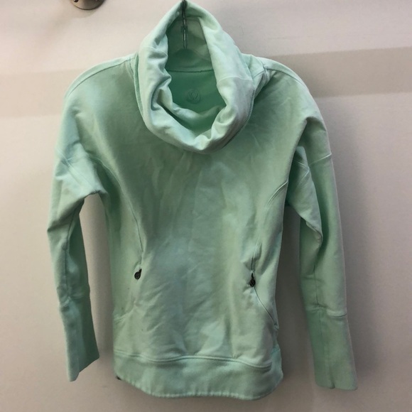 lululemon athletica Tops - Lululemon green cowl neck pullover, sz 4, 69167 lululemon athletica Tops - Lululemon green cowl neck pullover, sz 4, 69167